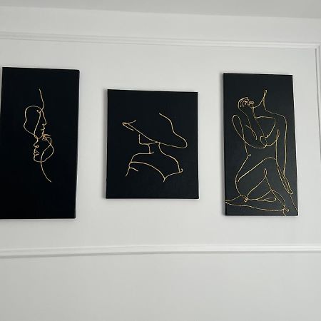 Glamart Apartment Craiova Dış mekan fotoğraf
