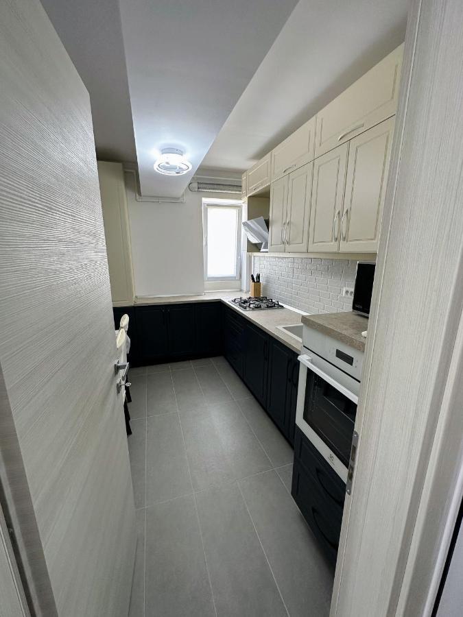 Glamart Apartment Craiova Dış mekan fotoğraf