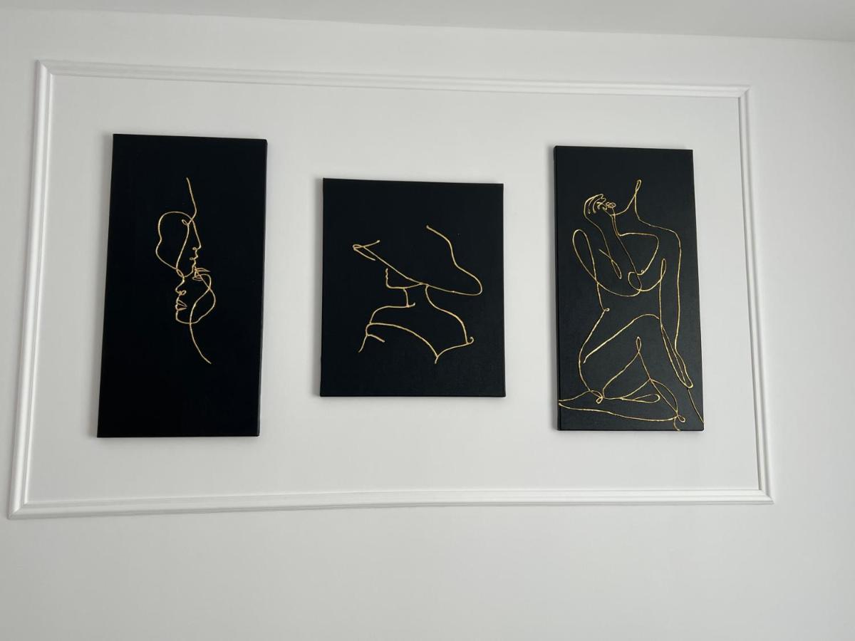 Glamart Apartment Craiova Dış mekan fotoğraf